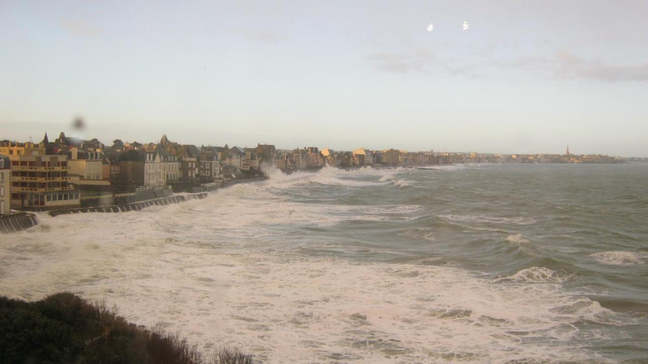 Ferienwohnung Le Courtois Saint-Malo Exterior foto